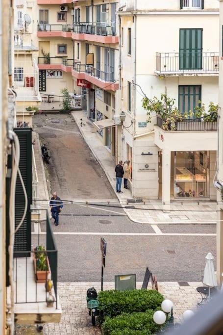 Corfu Downtown Apartment ภายนอก รูปภาพ