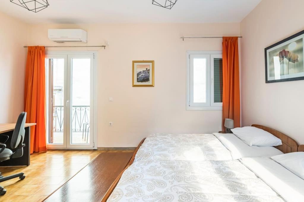 Corfu Downtown Apartment ภายนอก รูปภาพ